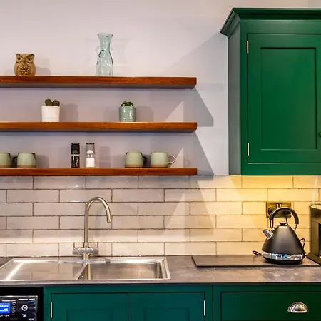 Tawny ヨーク
