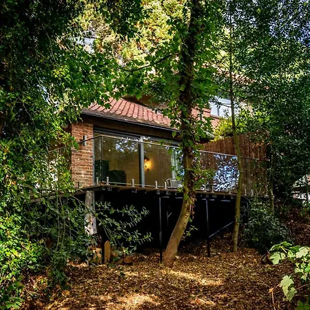 Holiday home Tawny *
